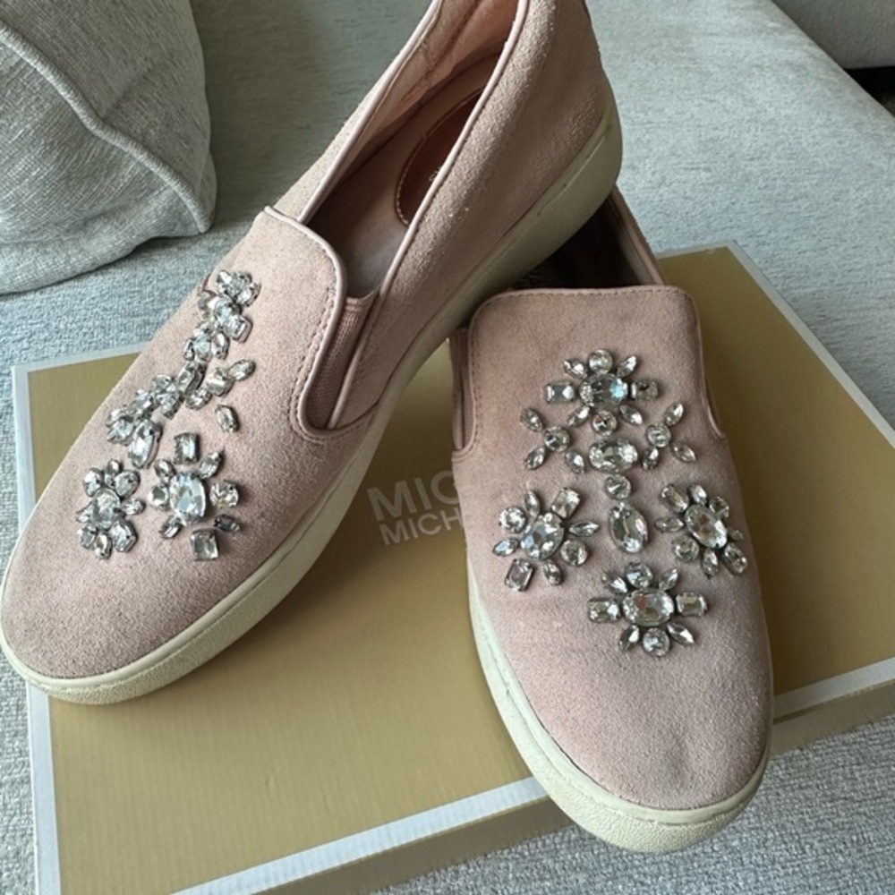 Michael Kors women’s suede embellished sneakers 6.5 size pale pink color
